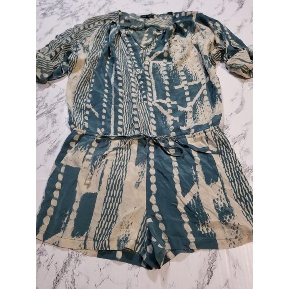 Anthropologie Pants - Anthropologie La Fee Vertw Silk Romper